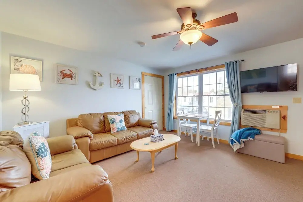 Wells Vacation Rental ~ 1 Mi to Beach Access!