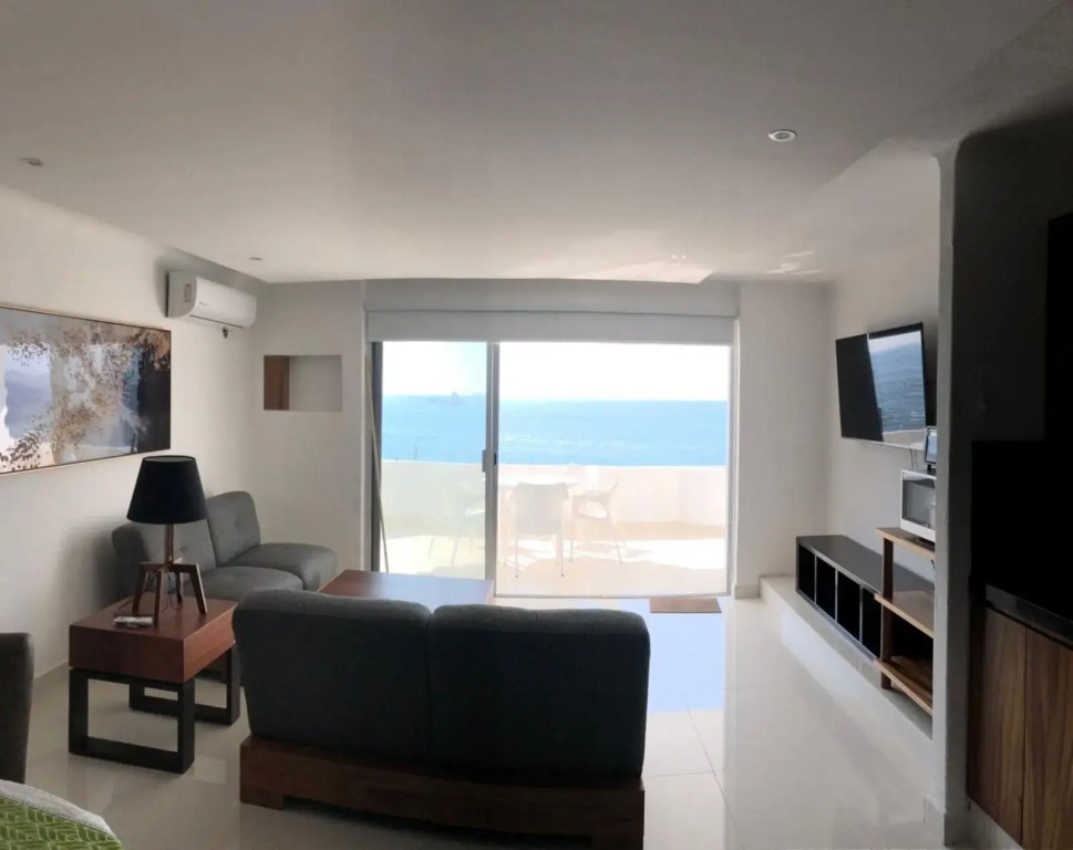 Increible Departamento A Pie De Playa En Manzanillo, Completamente Nuevo