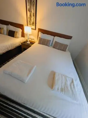 Bay & Harbour Holiday Apartments & rooms only