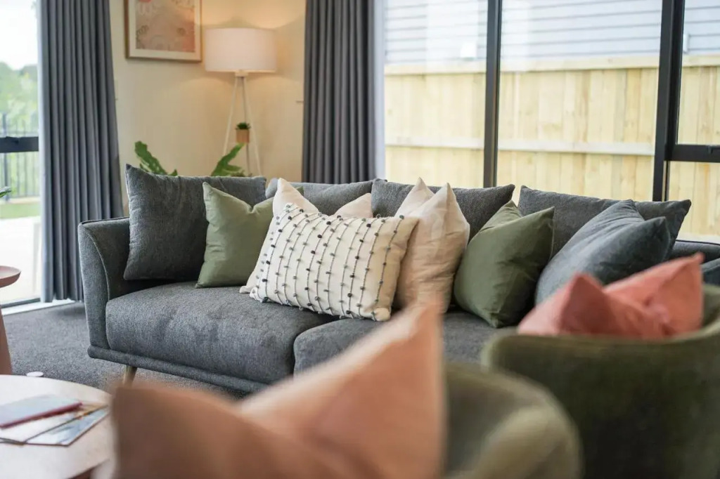 Wonderful River View-Brand New Home - 4 Bedrooms