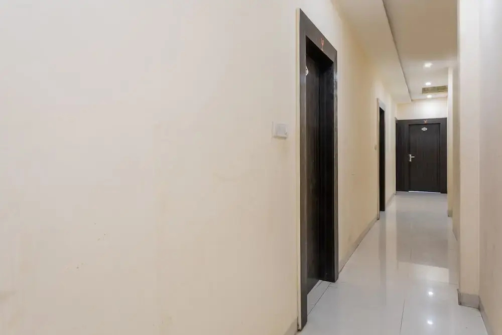 OYO 24822 Samarth Guest House