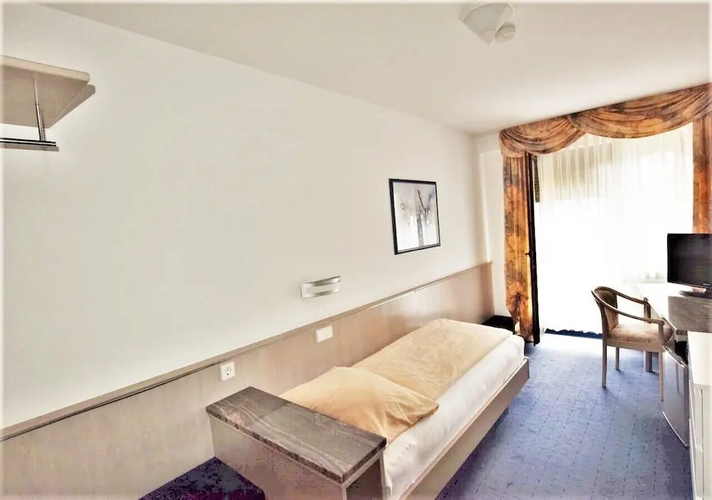 Hotel Alena