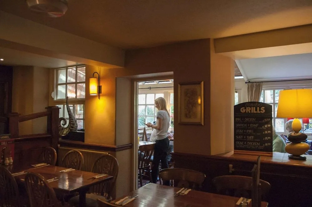 Wheatsheaf, Baslow by Marstons Inns