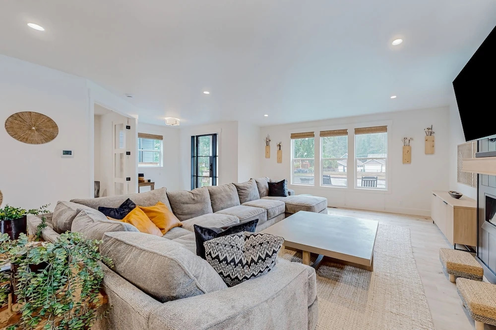 Gem House in Coeur d Alene