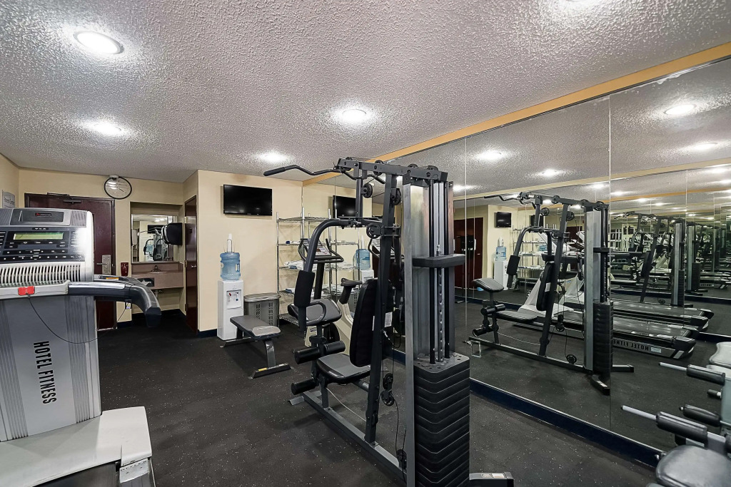 Quality Inn & Suites Irving DFW Airport South