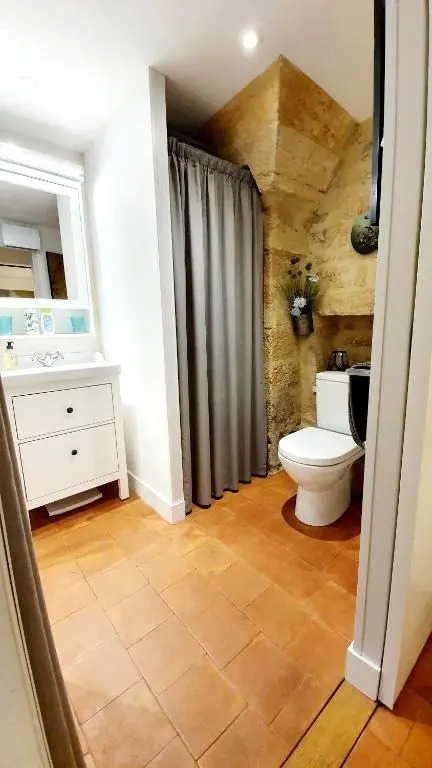 Appartement Dans Hotel De Flaux