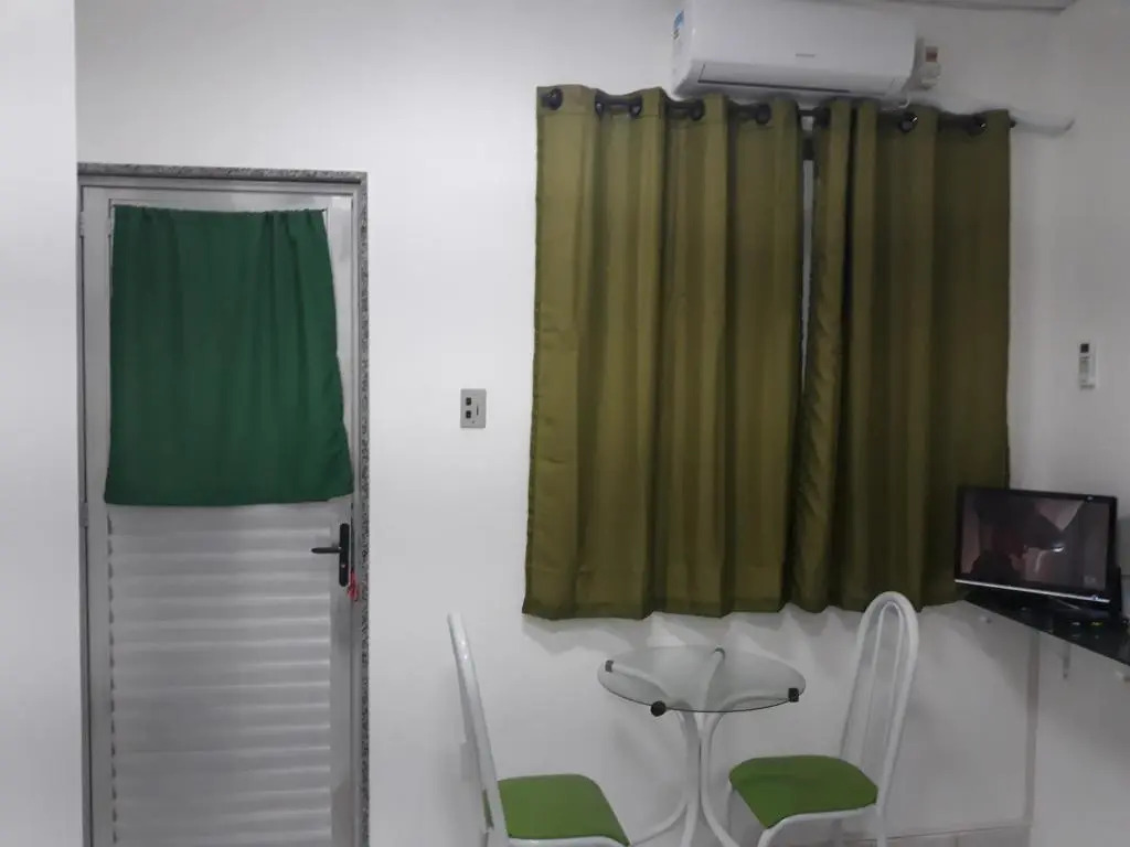 Apto 6 Todo Seu Não divide com ninguém Com Ar Cond Centro Praia da Costa Exc Localização