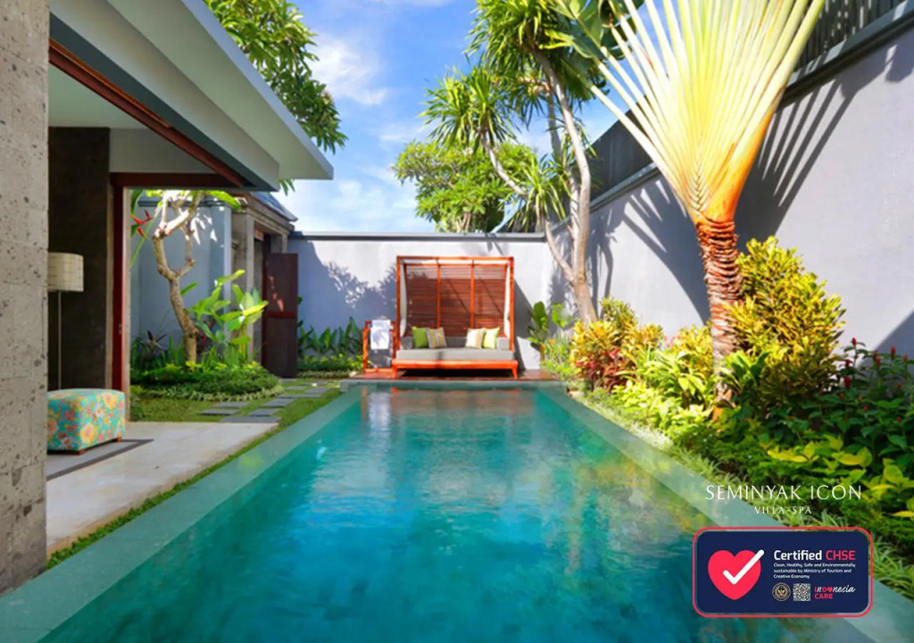 Seminyak Icon - by Karaniya Experience - CHSE certified