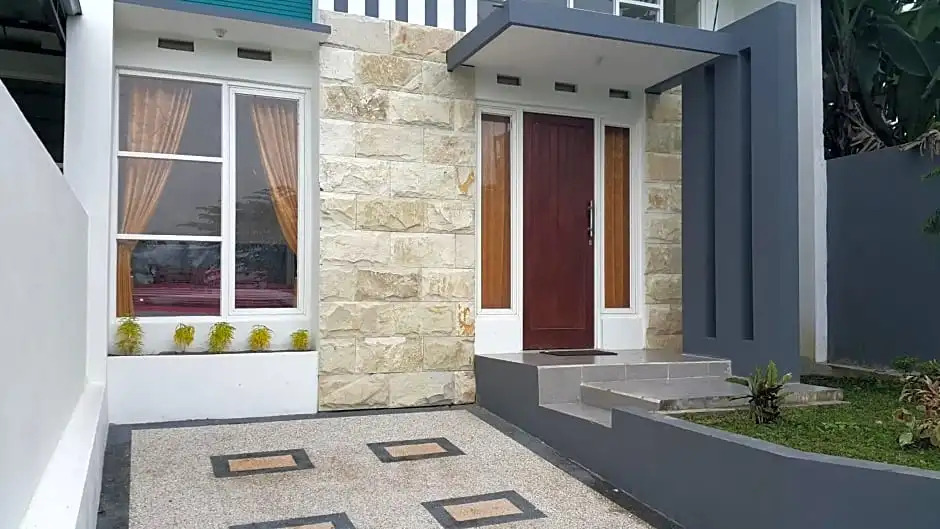 Kens Villa 8