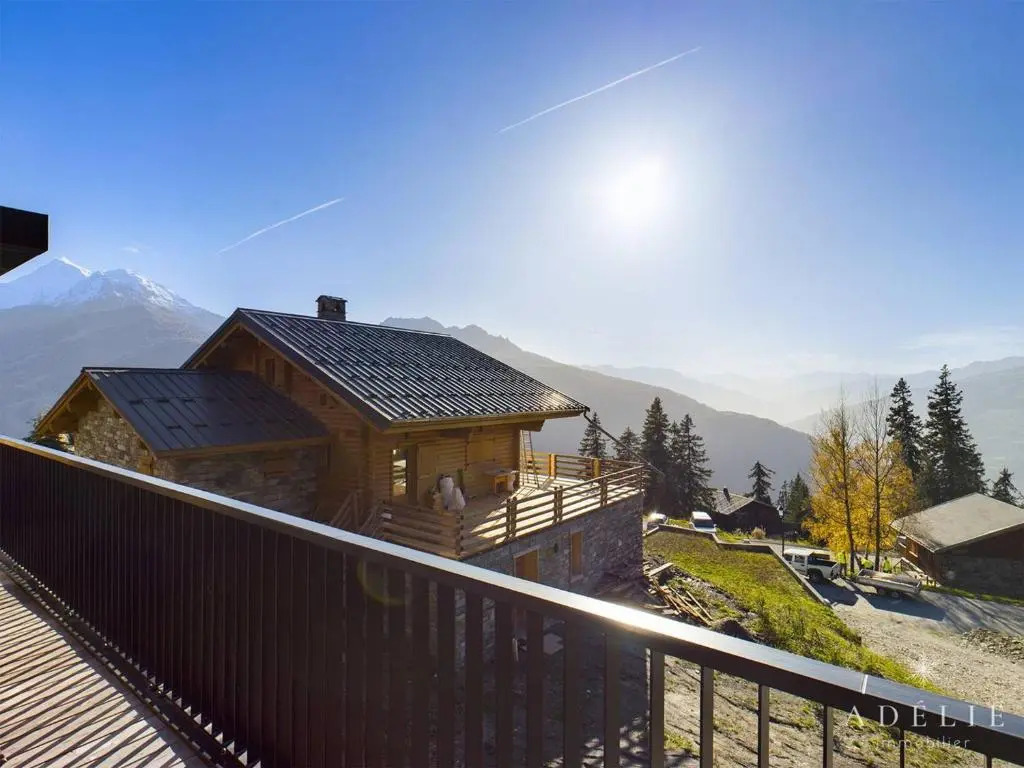 Luxueux chalet avec piscine, sauna et parking à La Rosière pour 10 personnes - FR-1-398-633