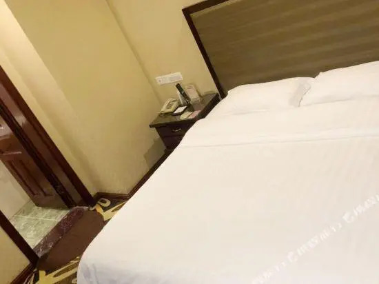 Qiankun Business Hotel