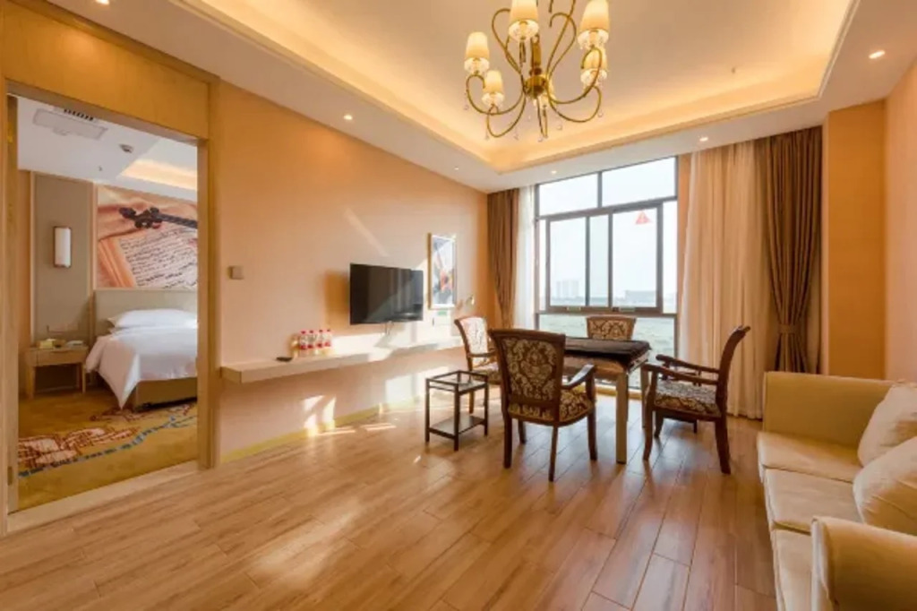 Vienna Hotel(Chongqing Jiangjin Shuangfu store)