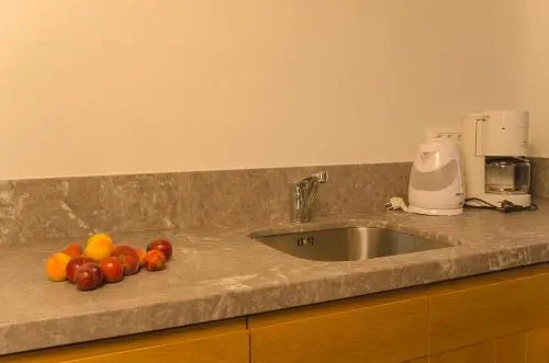 Kalypso Studios & Rooms