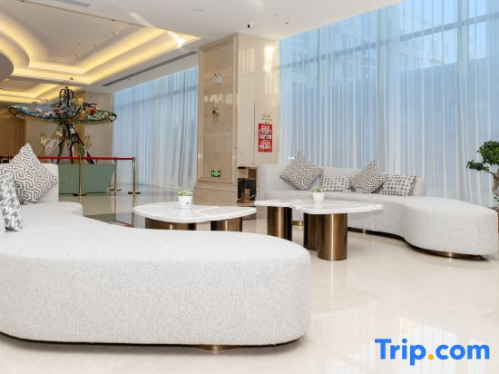 Gt Leston Hotel