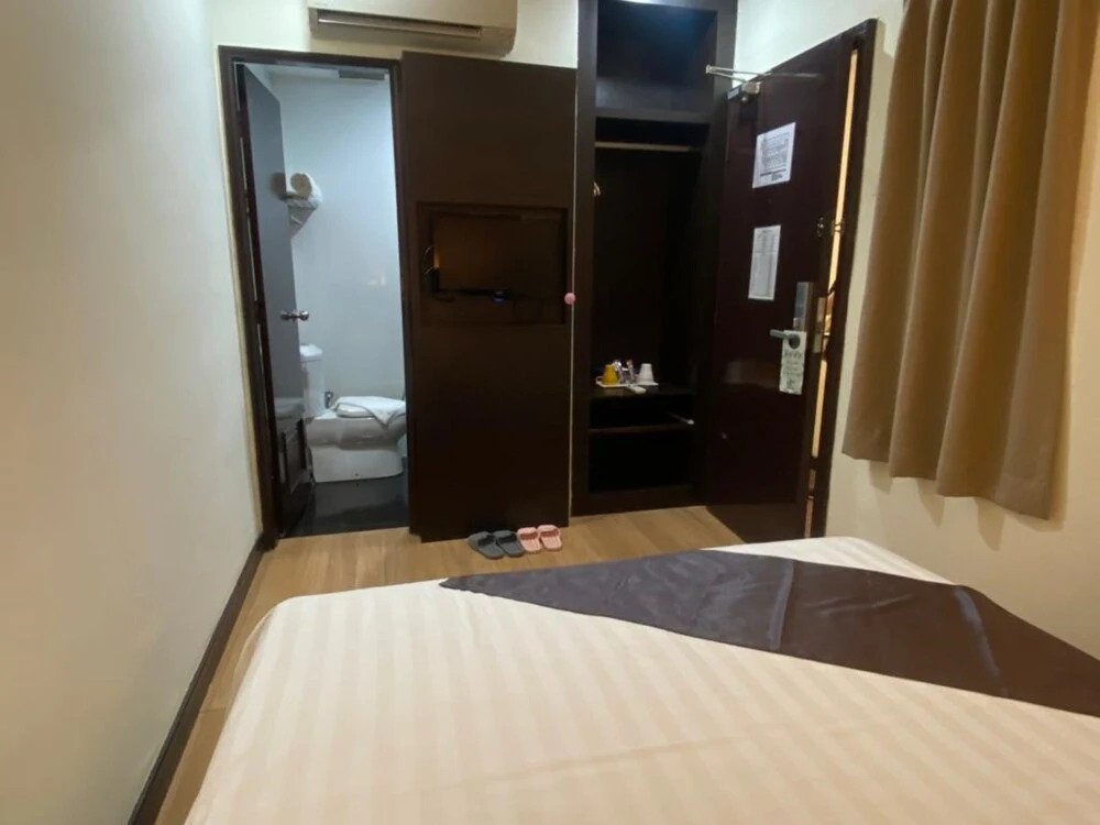 Capital O 90447 Hotel Ezzyhome Kebun Teh