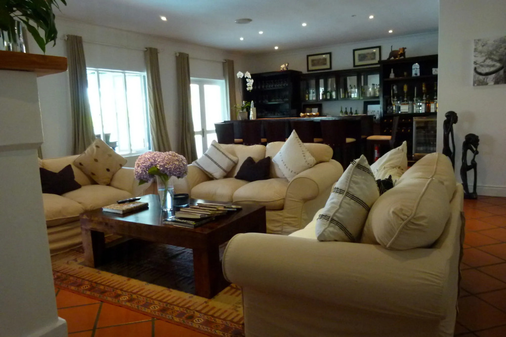 Redbourne Country Lodge- Lion Roars Hotels & Lodges