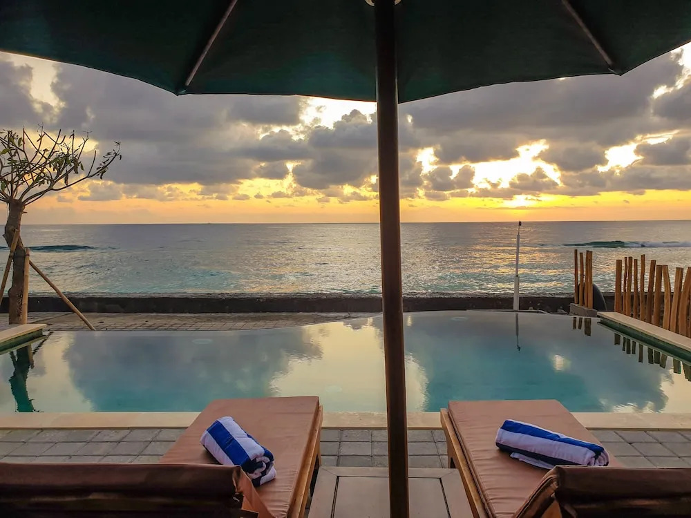 Juan Beach Bungalow