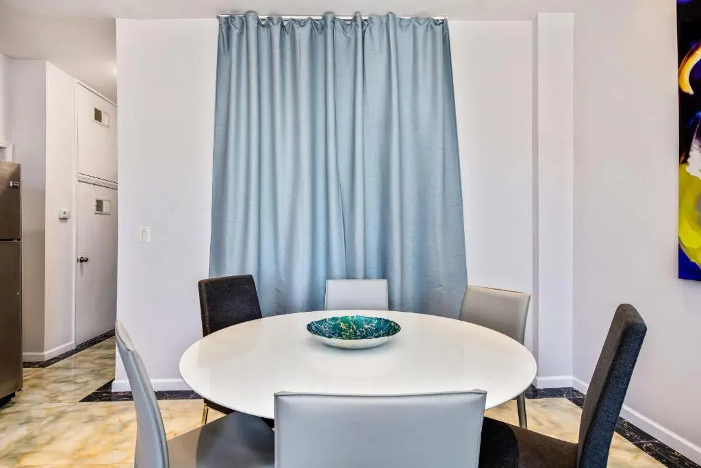 The Philadelphia Getaway 2BD Apartment in the Heart of the City