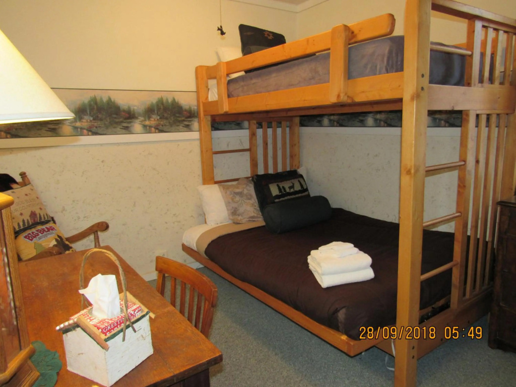 Apple Bear Cabin