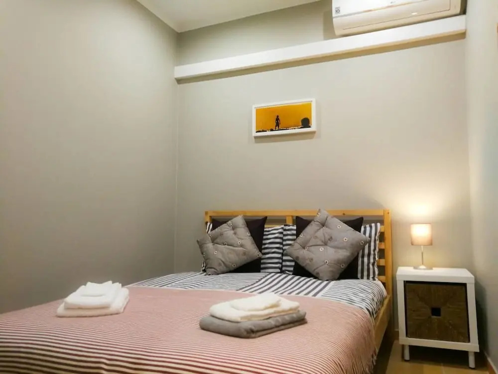 Comfort and Quiet - Renovated Flat