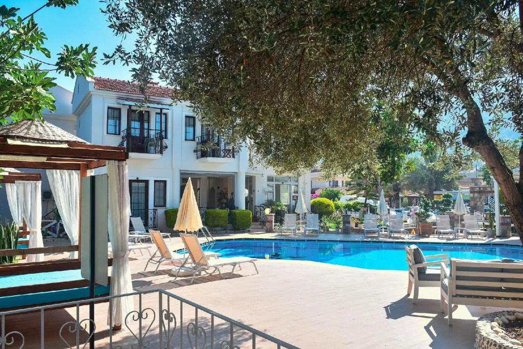 Bronze Hotel