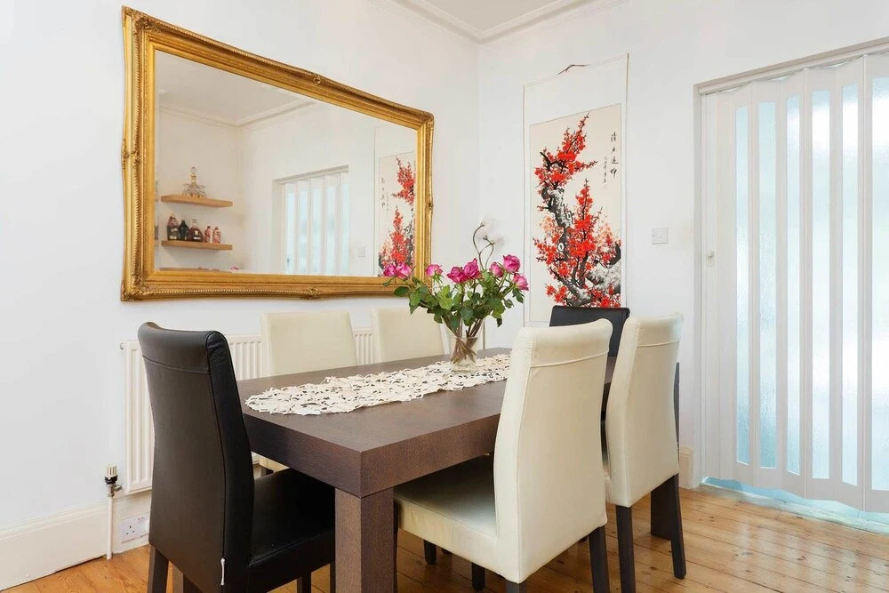 Veeve - Homely Hammersmith