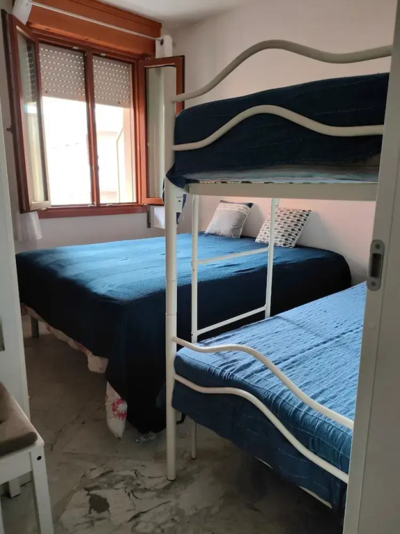 Completely Refurbished Flat Near the Beach