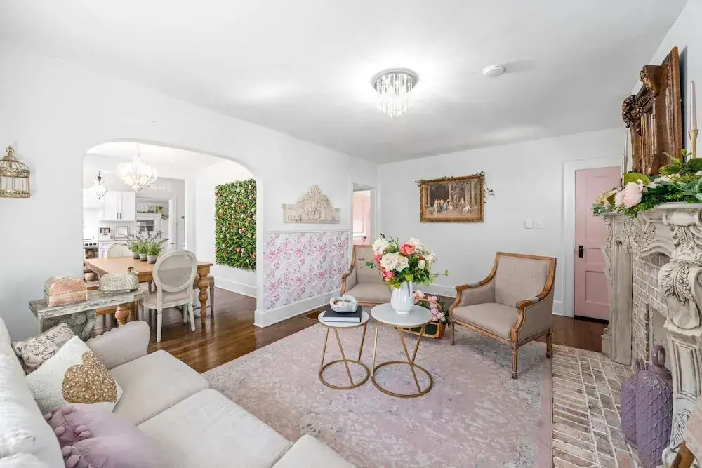 The Pink & Old Clarksville House