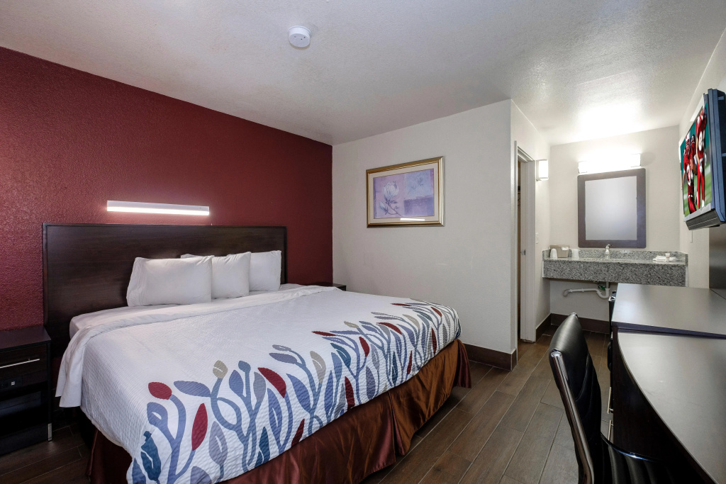 Motel 6 Alexandria