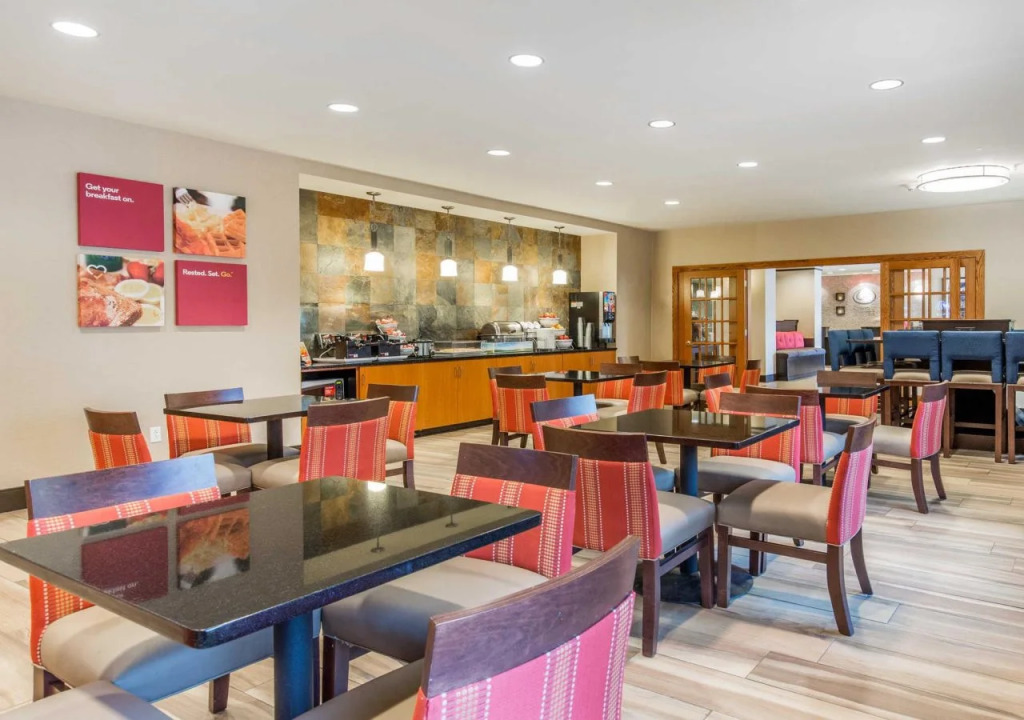 Comfort Suites Fairview Heights Saint Louis
