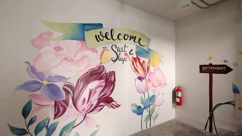 Seatz station Hostel Female only