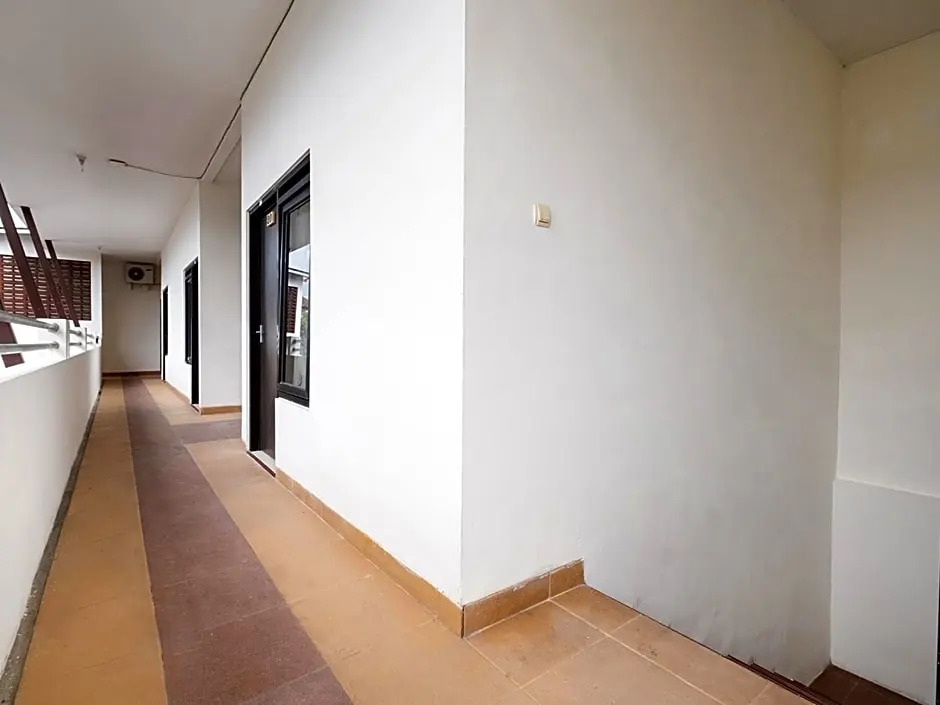 Oyo Life 2807 Nusa Indah Kost Putri
