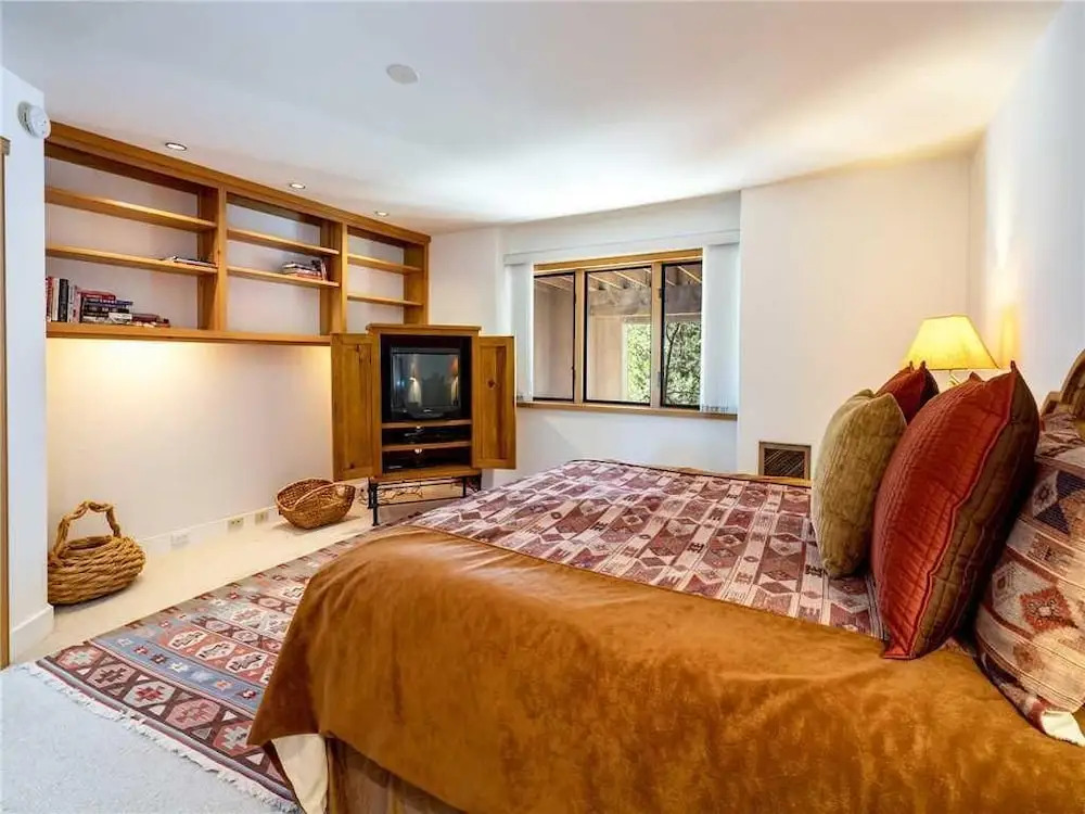 Mitchells East Side - Three Bedroom Home