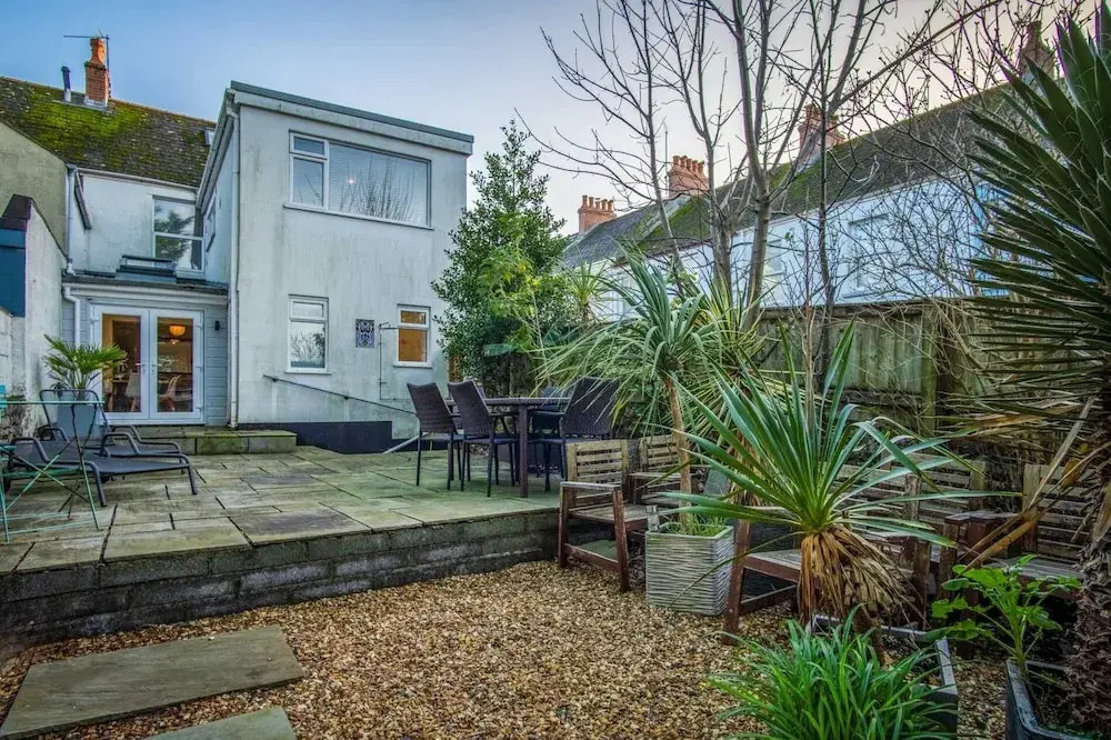 Taliesin - 5 Bedroom Holiday Home - Tenby
