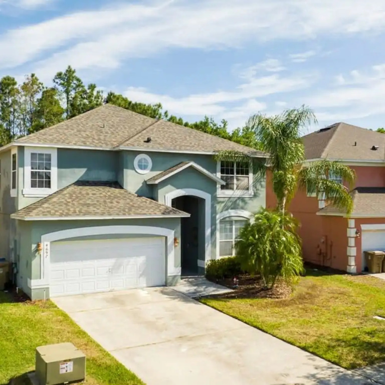 4697 Comfortable 7BD House