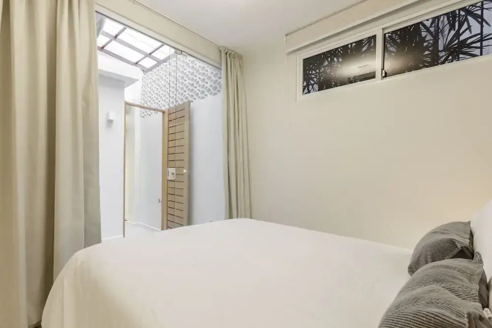 Leblon Coast Amazing 3 Bedroom in Leblon