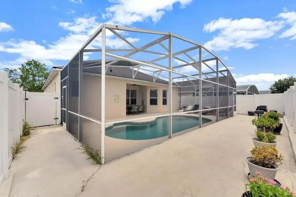 904 Lockbreeze Drive Davenport, 4bed