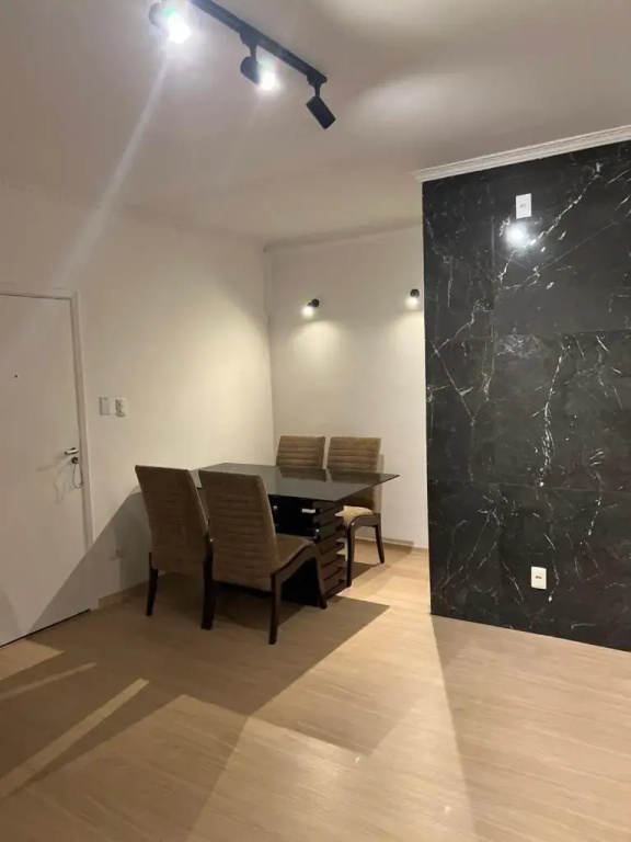Apartamento para pessoas de família ou a negócio, Ap Lindo aconchegante no Brás próximo igreja Mundial,mercado municipal, 25 de março, templo Salomão, metro Dom Pedro ll, bancos, mercado e etc