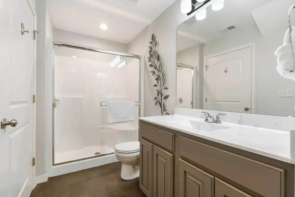 New Listing Ozark Views at Majestic - Perched on the Hills