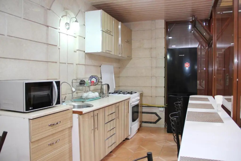 BEST GUESTHOUSE