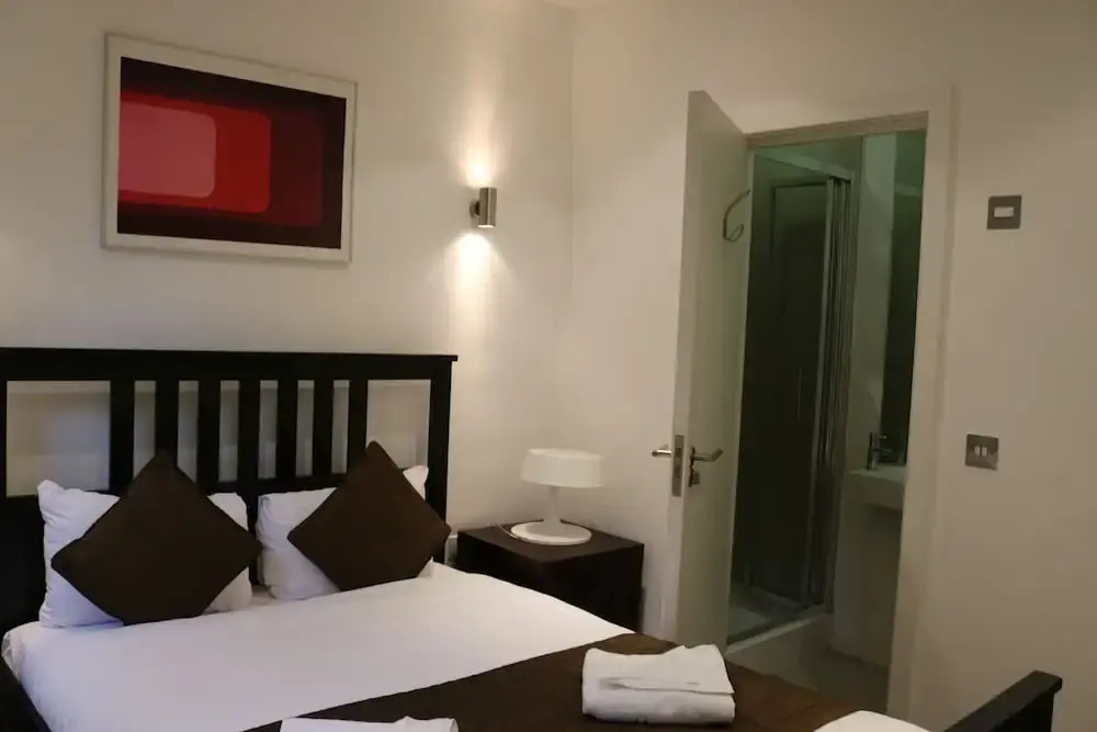 Wentworth Apartments