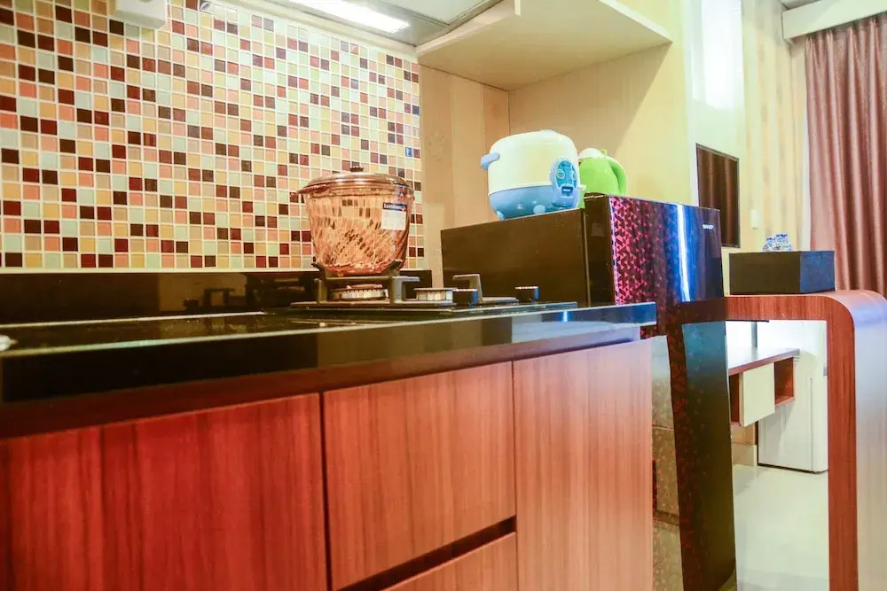 Comfortable Studio near Salemba Area at Capitol Park Apartment By Travelio
