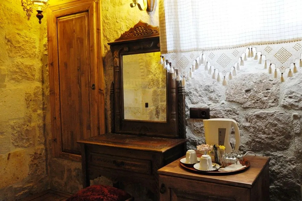 Aravan Evi