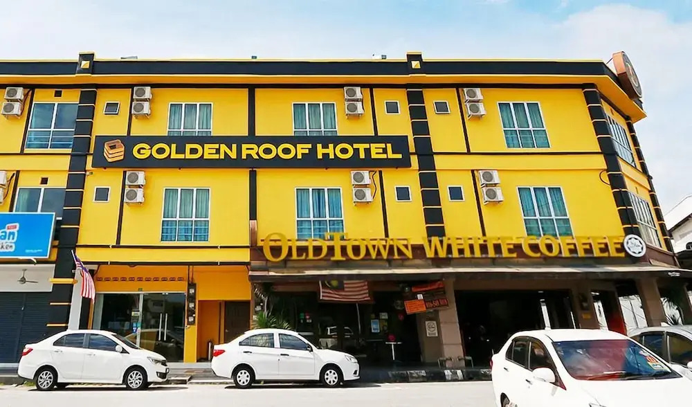 Swing & Pillows - Golden Roof Hotel Falim, Ipoh