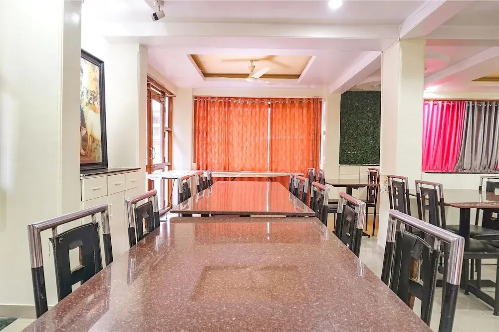 Fabhotel Shree Swami