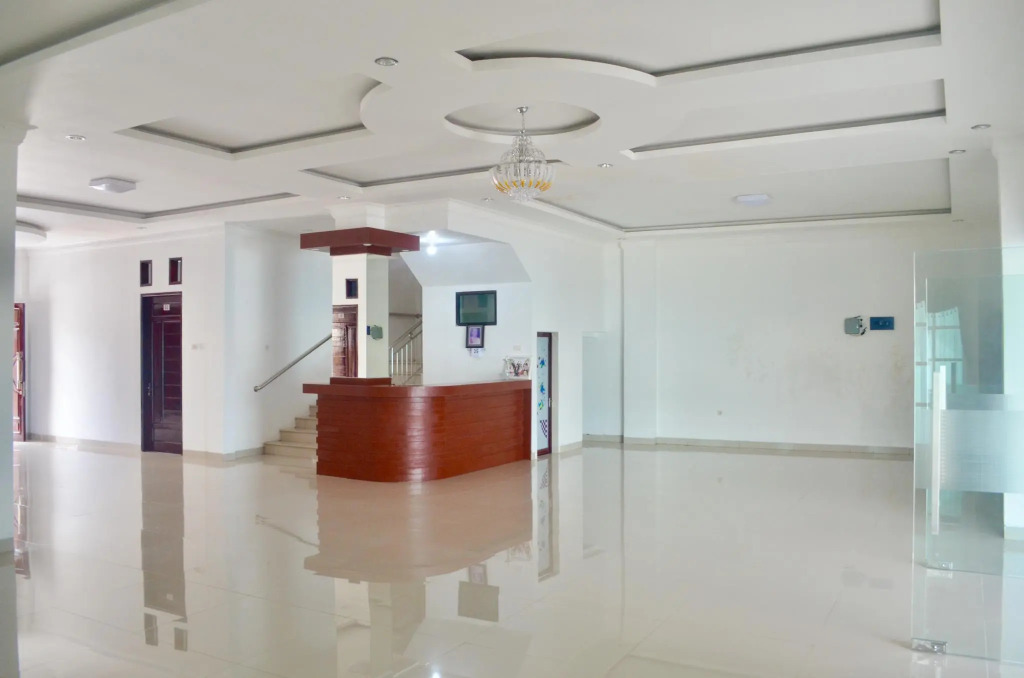 Opriss Hotel