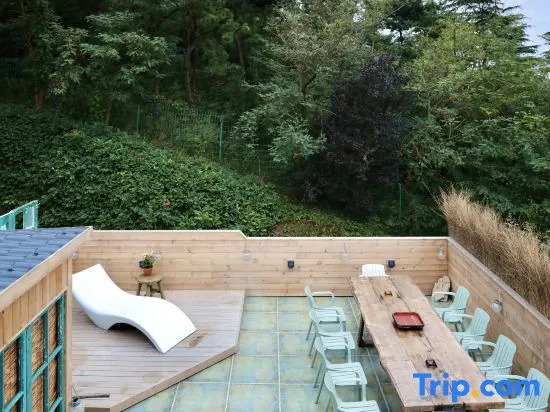 Youjian Guesthouse