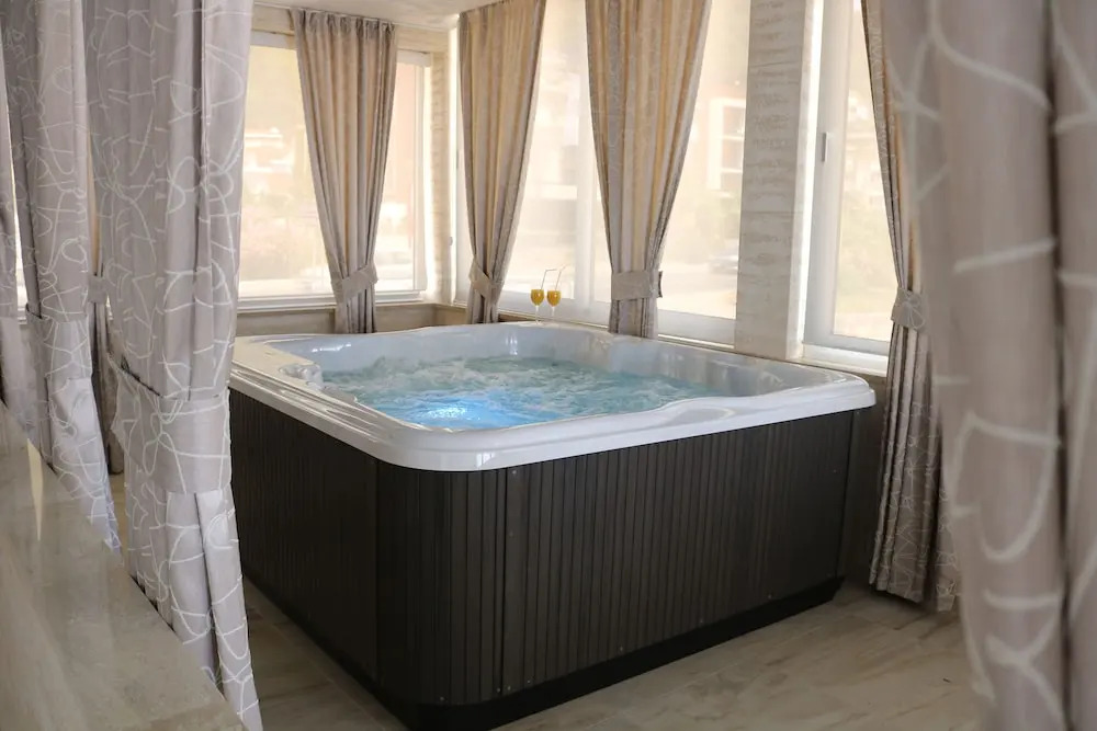 Hotel Maksim