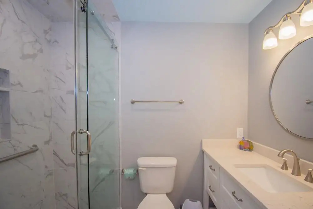 Two-story Condo With Private Deck, Wifi and Courtyard Pool Access