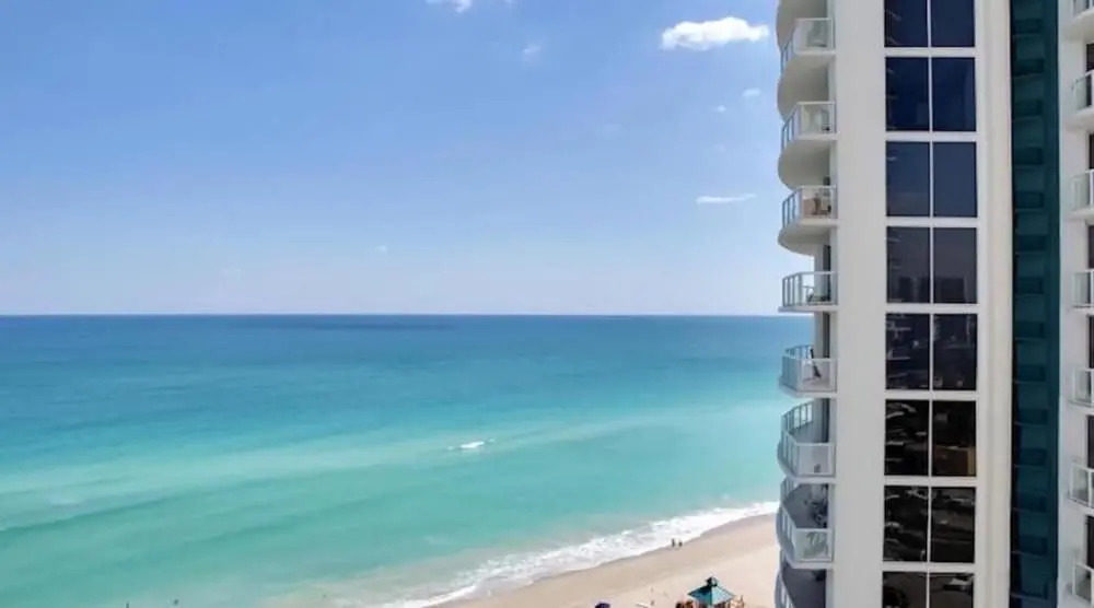 Fabulous Waterfront Miami Beach Sunny Isles Resort 2 Ensuite Bedroom Apartment w Stunning Views